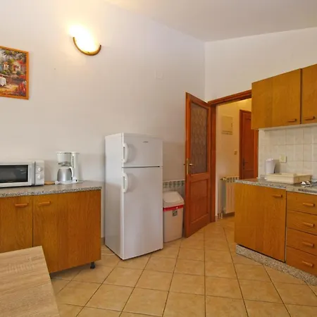 Branka 2248 Apartment *